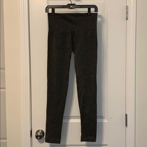 LAST CHANCE ❤️ 3/$15 NWOT thick charcoal grey knit leggings